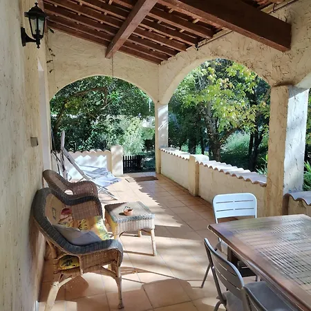 Des Jardins De Valaurie דירה Corbés