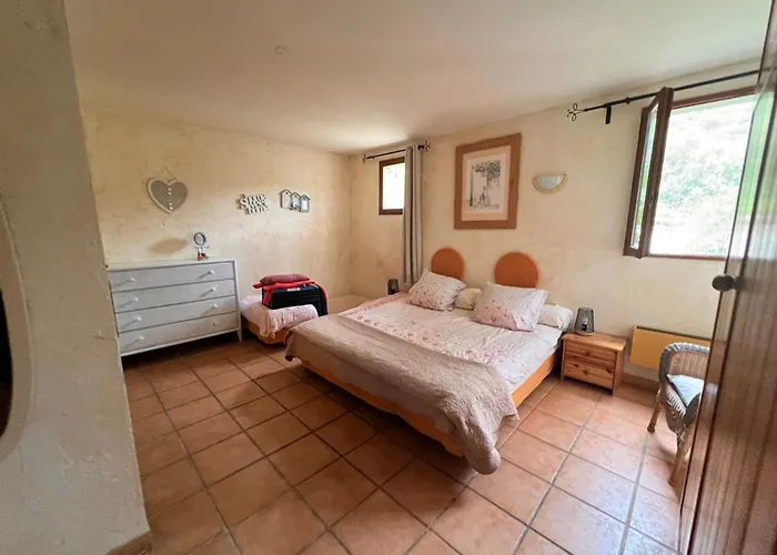 Διαμέρισμα Des Jardins De Valaurie *